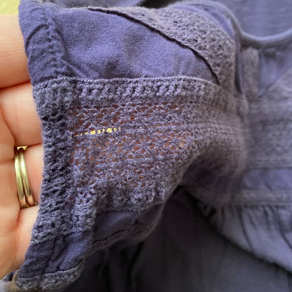 🍂CLEAROUT Purple Lace Embroidered Tank - Picture 4 of 10